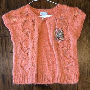 Guess orange short sleeve knit sweater with clasp